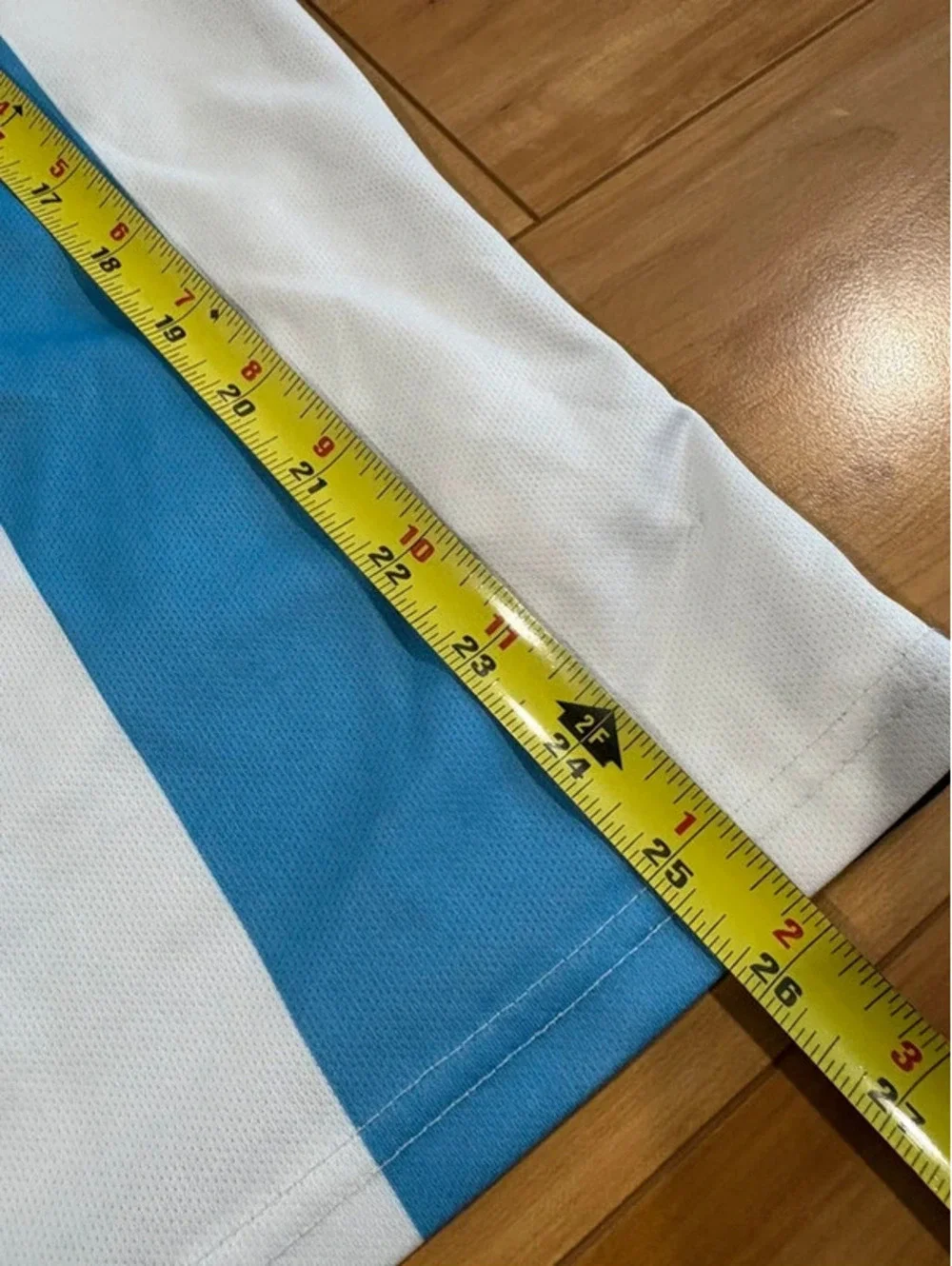 Argentina Messi #10 Soccer Jersey Short Sleeve Sky Blue White Striped - Picture 4 of 5